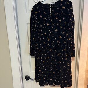 Old Navy Black Floral Dress